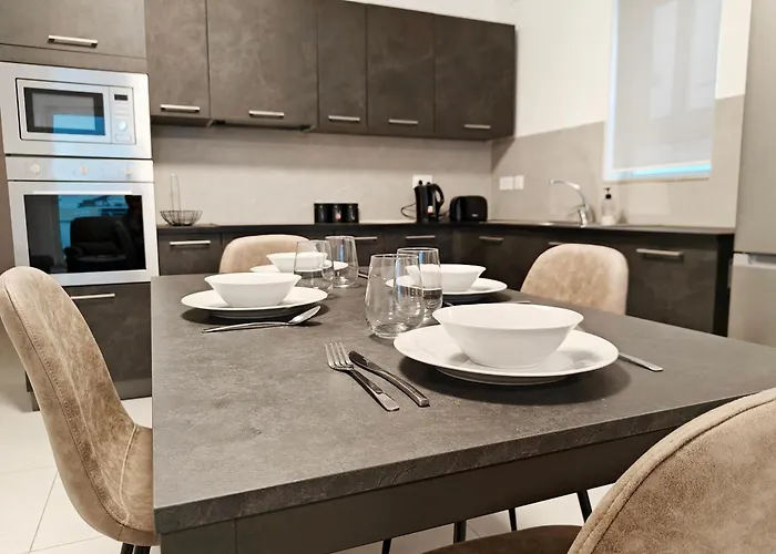 Blue Pearl * Zurrieq