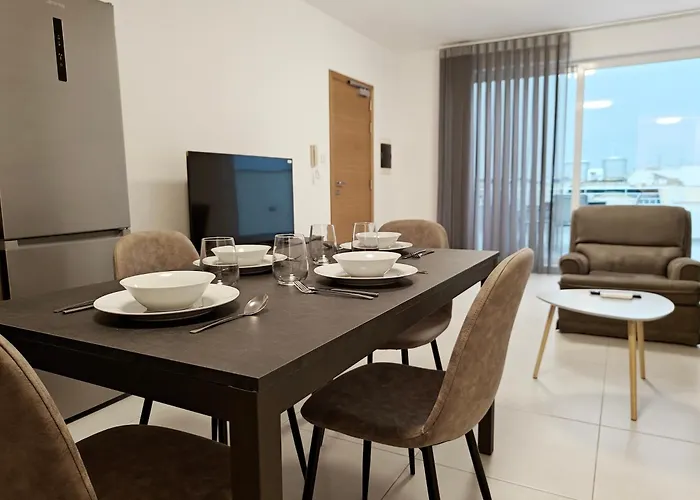 Blue Pearl Apartment *