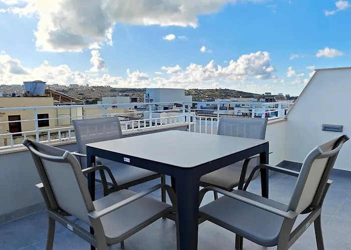 Blue Pearl Apartment *